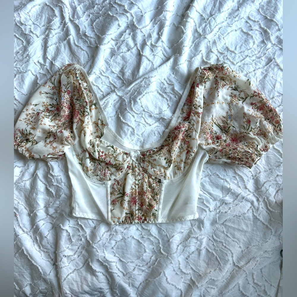 Embroidered cropped top